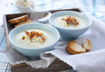 Recettes de soupes, veloutés et potages. Recettes de soupes, veloutés et potages.