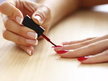 Conseils et astuces beauté pour une manucure maison