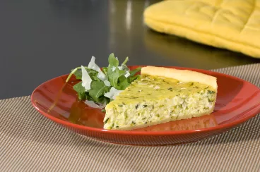 Tarte aux brocolis à la moutarde à l'Américaine avec Amora ®