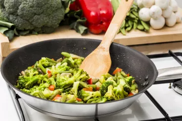 Légumes sautés au gingembre avec Fruit d'Or ProActiv®