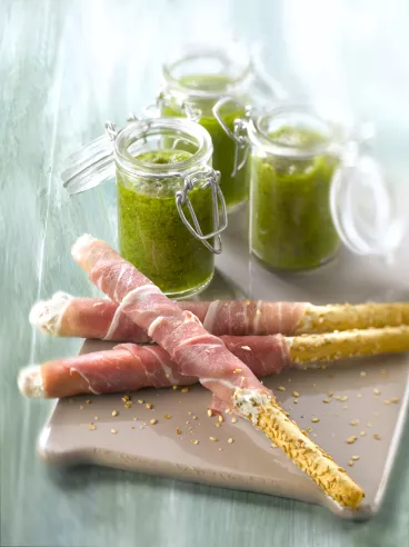 Gressins salés aux trois pestos avec Belin®