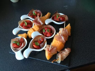 Assiette apéritive fraiche et colorée