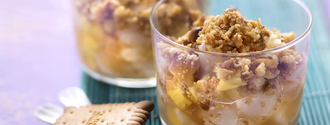 Verrine litchi et mangue, croustillant de Véritable Petit Beurre LU®